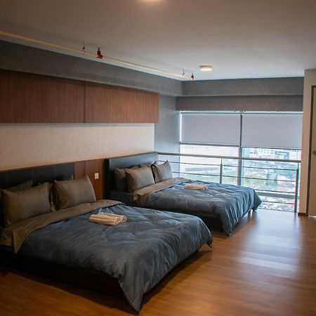Netflix-Pinnacle Pj, Fantastic City View, 1-6 Guests Designed Duplex Home By Flexihome-My Petaling Jaya Exterior photo